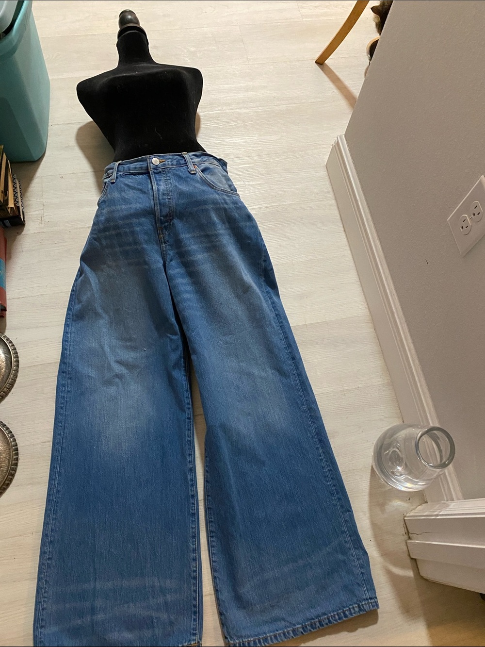 Free people NWT Wide Leg Palazzo Women's Jeans. Style-RE/DONE. Size 29”